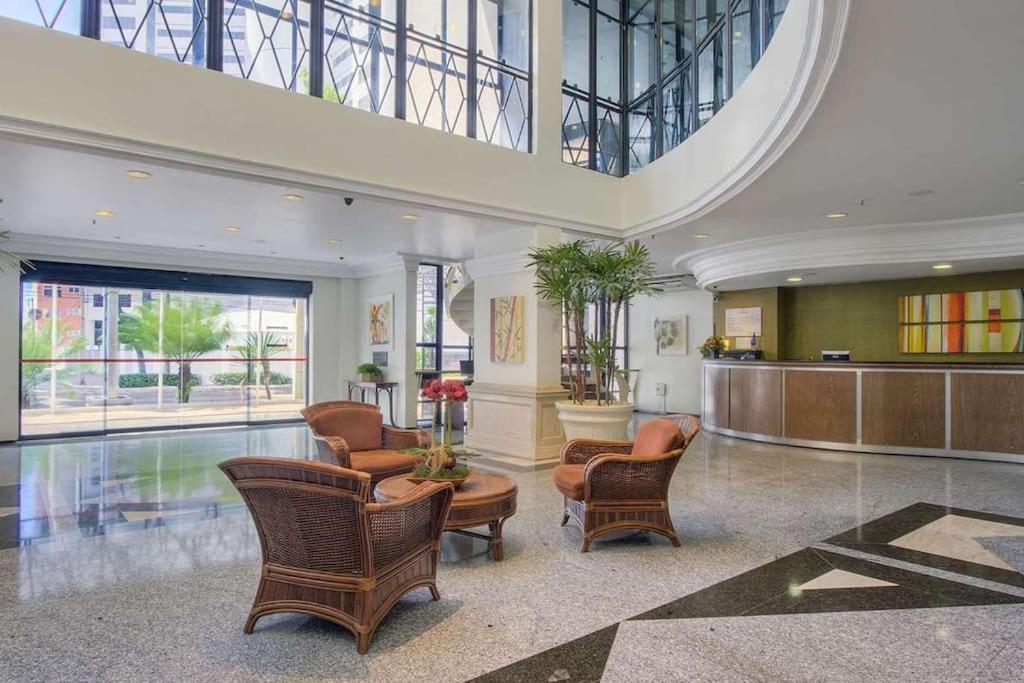 Espaçoso 2 Rooms, Ampla Varanda Perto Do Mar Apartamento *